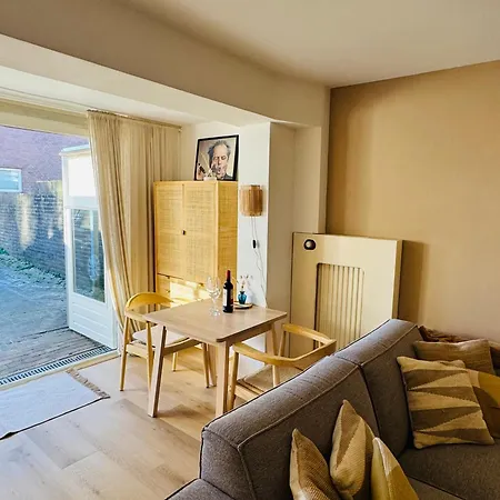 Hello - Souterrain Hoogwakersbosstraat 6 Noordwijk